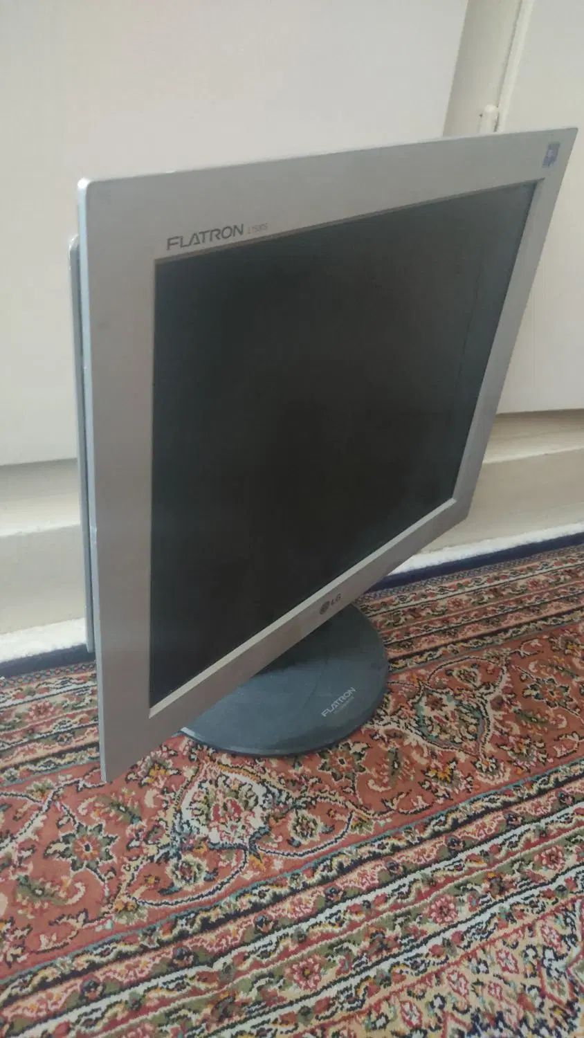 مینی کیس hp مانیتور lcd ۱۵ و ۱۹ اداری دانش آموزی|رایانه رومیزی|تهران, شهرآرا|دیوار