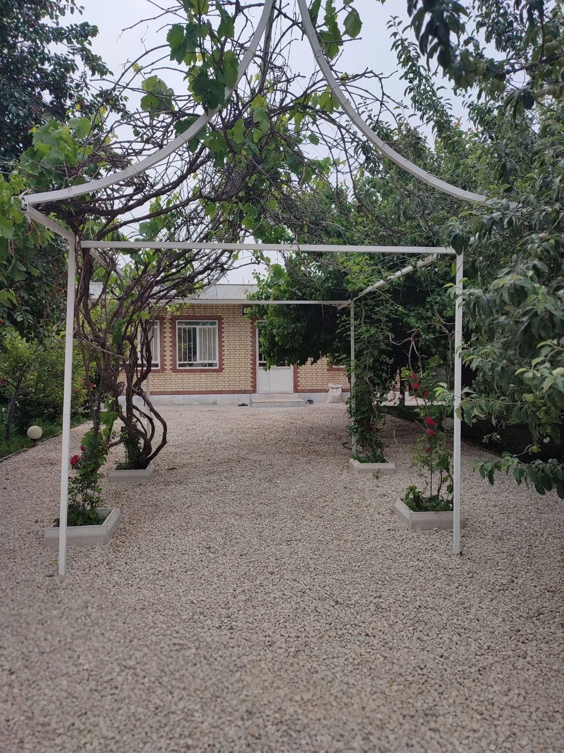 ویلا باغ دربستی اجاره روزانه وهفتگی|اجارهٔ کوتاه‌مدت ویلا و باغ|اردبیل, |دیوار