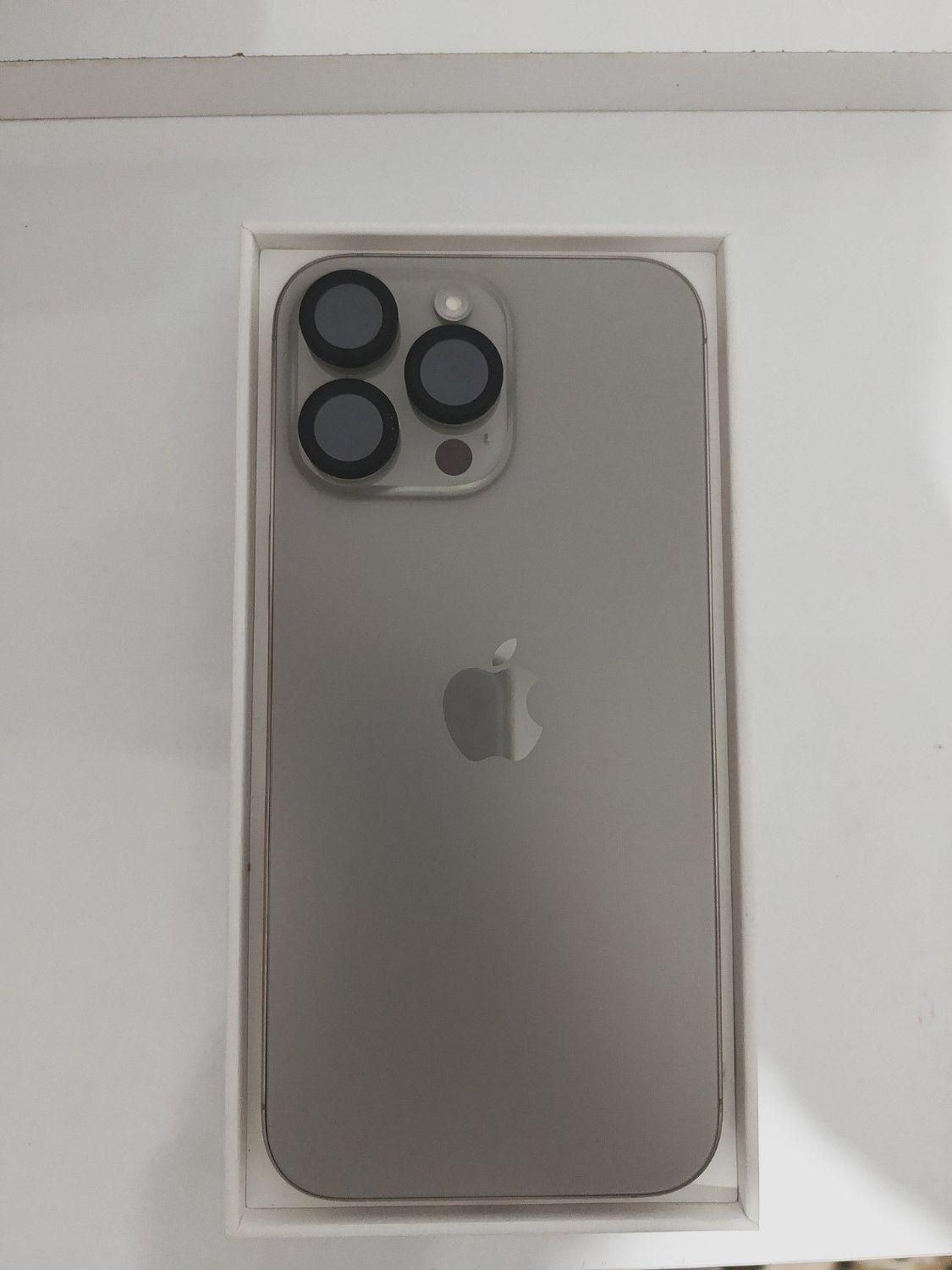اپل iPhone 16 Pro Max با حافظهٔ ۲۵۶ گیگابایت|موبایل|سلماس, |دیوار