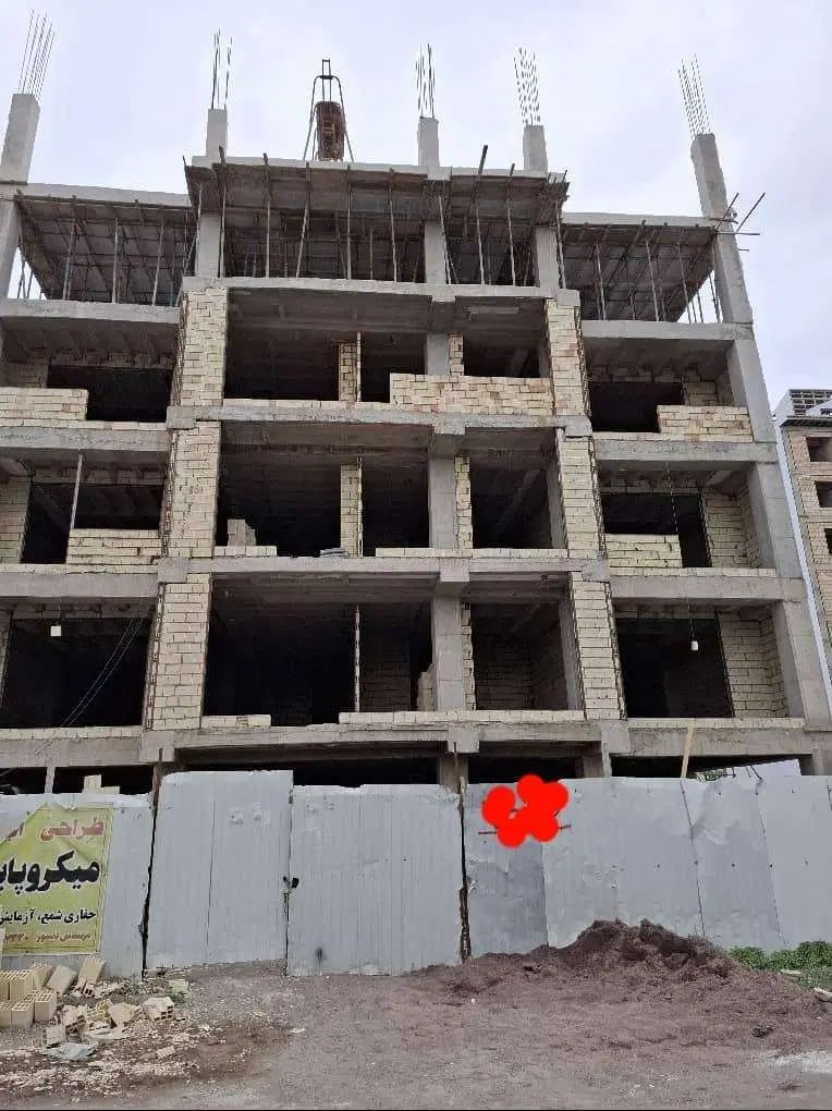 پیش فروش واحد 100 متری پشت دانشگاه پاسداران|پیش‌فروش املاک|بندر انزلی, پاسداران|دیوار