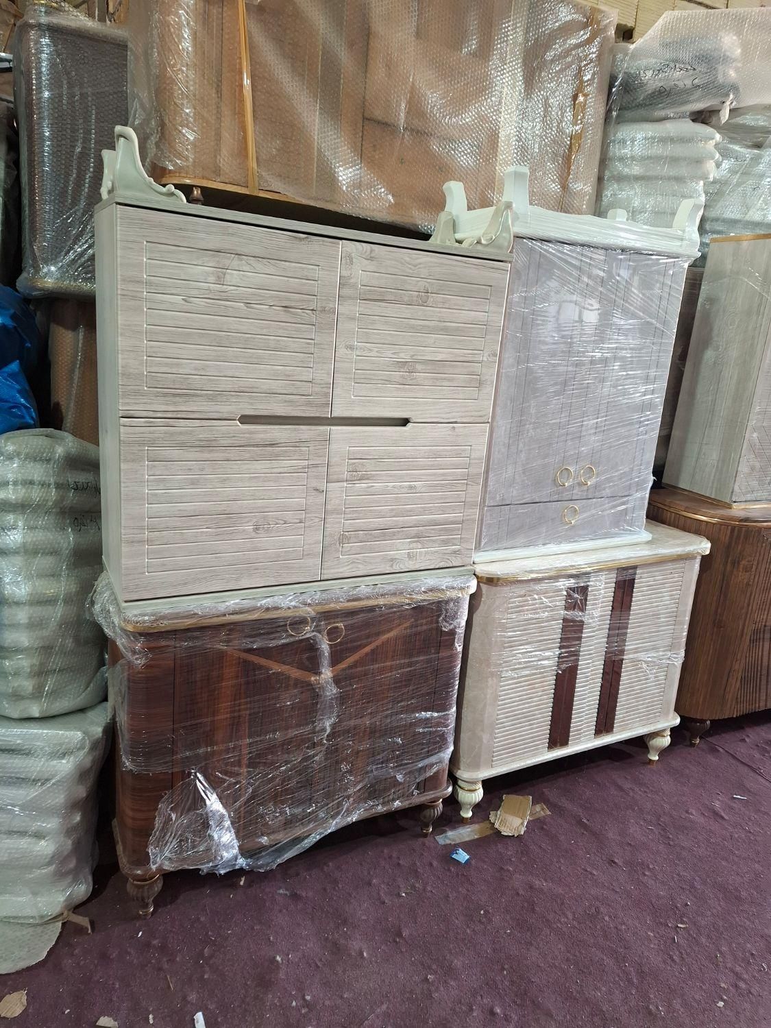 پخش‌ جاکفشی بارانی.جاکفشی بارانی  جاکفشی پخش|جاکفشی، کمد، دراور|خرم‌آباد, |دیوار