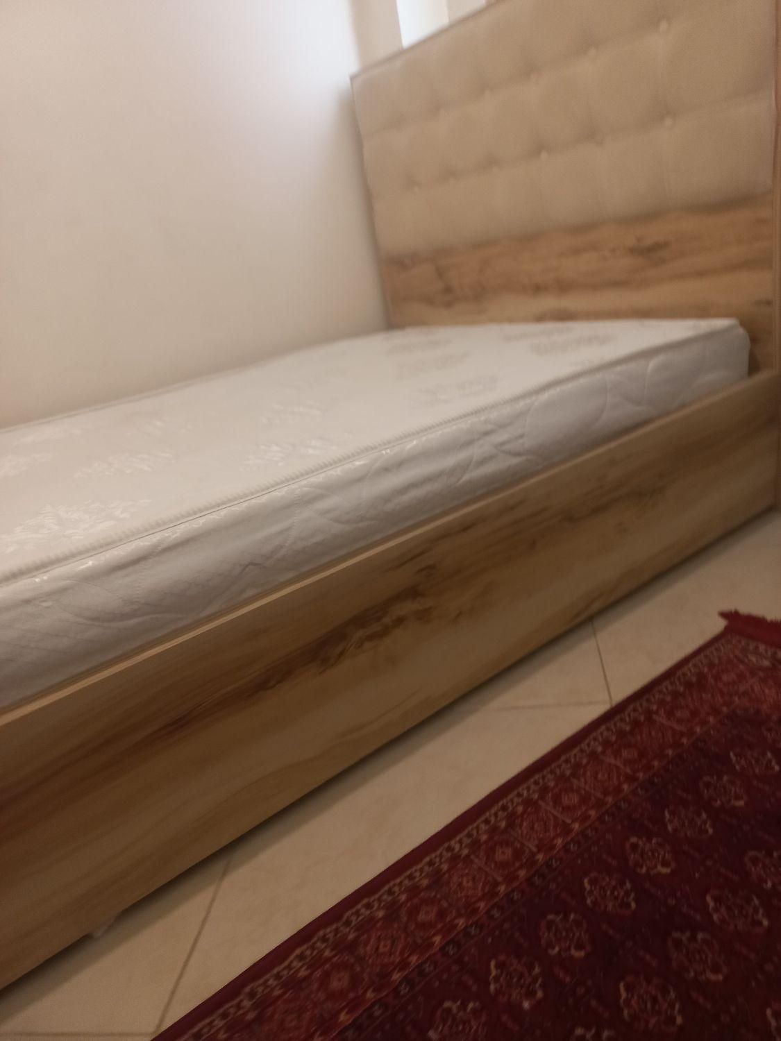 ۲ عدد تخت با تاج  چستر   با عرض ۱۲۰|تخت و سرویس خواب|تهران, ارامنه|دیوار