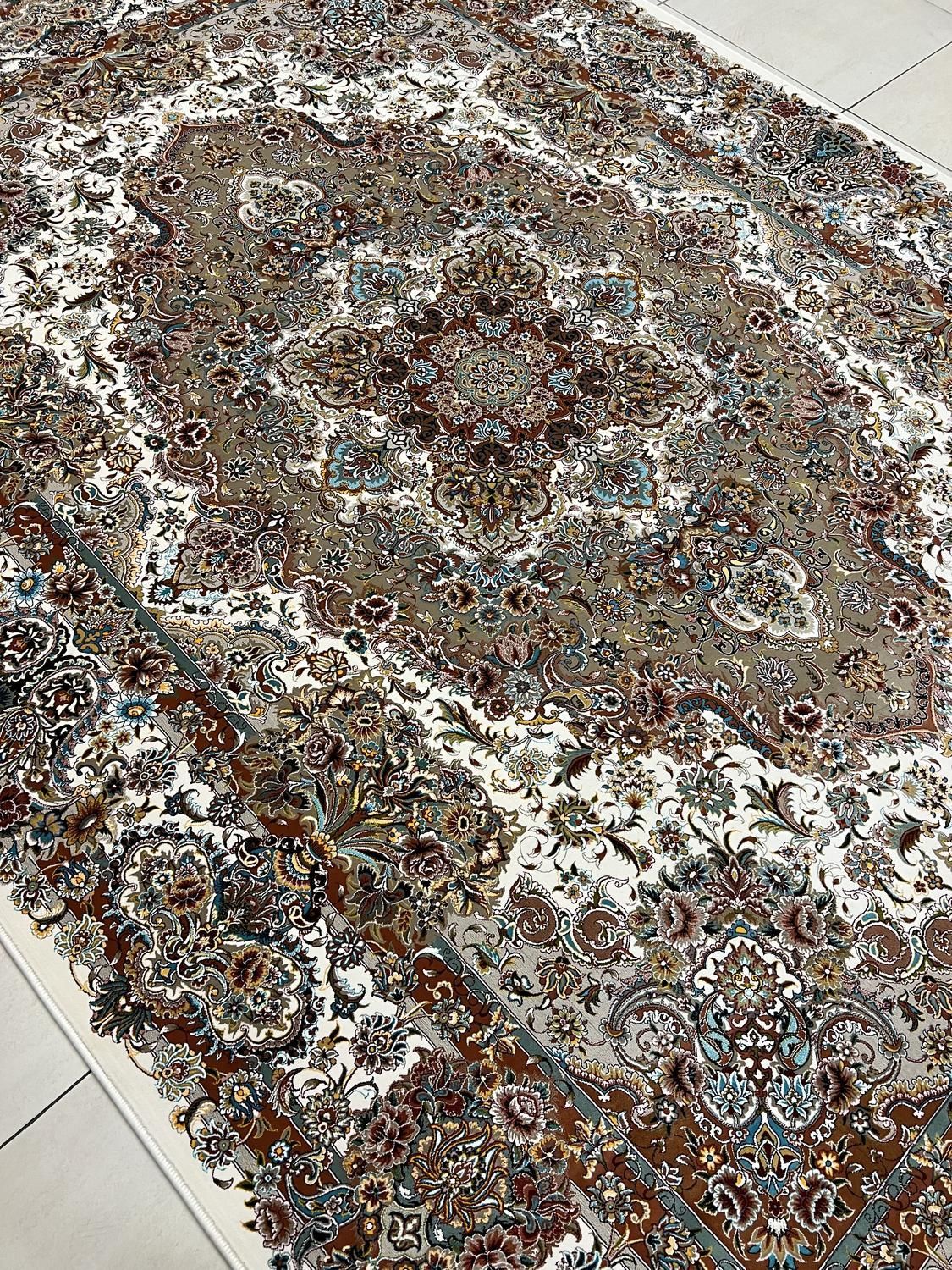 فرش نادر ۹متر ( نمایندگی اصلی قالی تارا)|فرش|تبریز, |دیوار