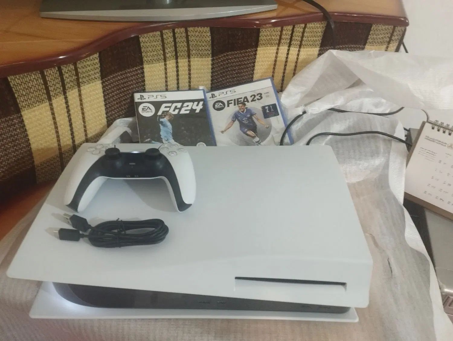 ps5 fat 1216سالم و تمیز|کنسول، بازی ویدئویی و آنلاین|تهران, ونک|دیوار