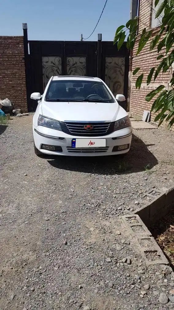 جیلی Emgrand 7 دنده‌ای، مدل ۲۰۱۳|خودرو سواری و وانت|کرج, شهرک صدف|دیوار