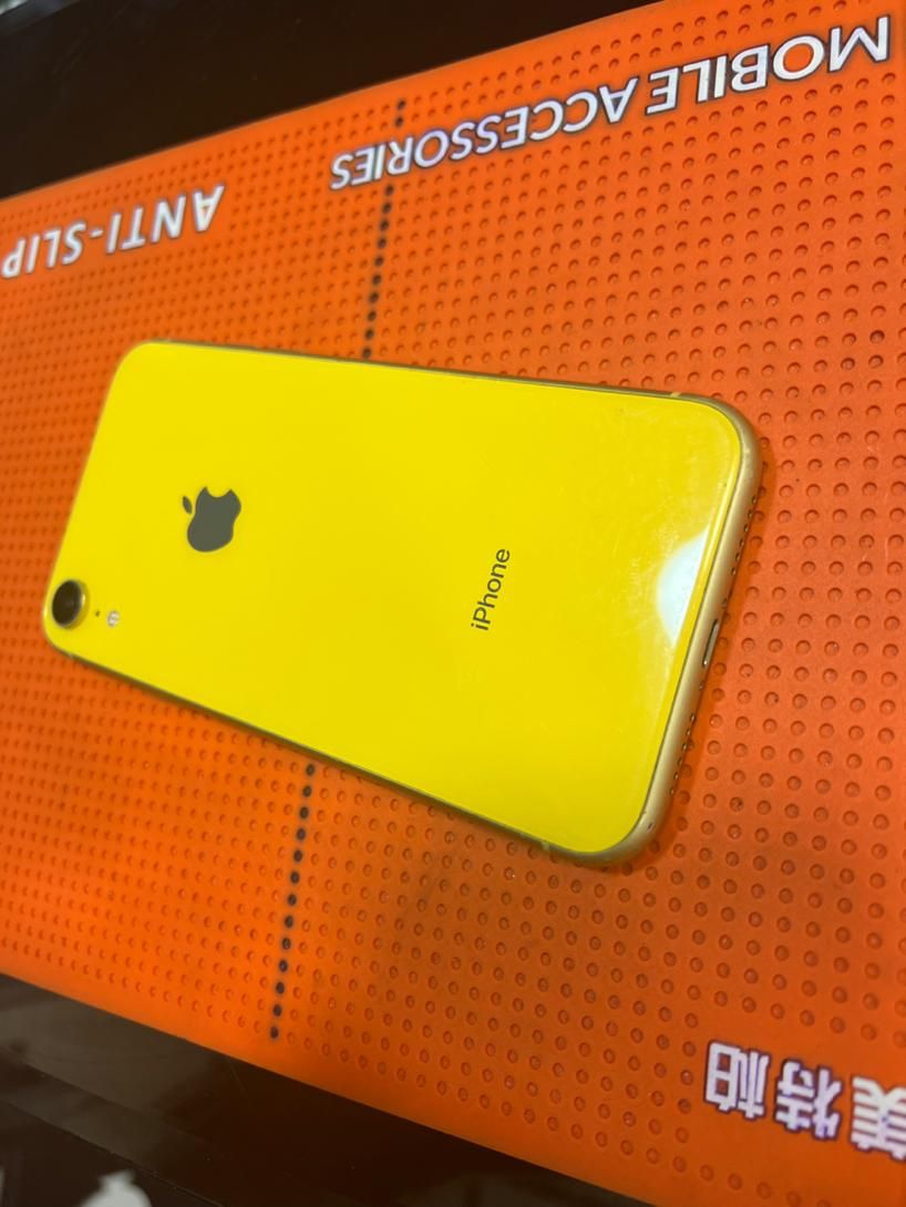اپل iPhone xr با حافظهٔ ۶۴ گیگابایت|موبایل|تهران, صادقیه|دیوار