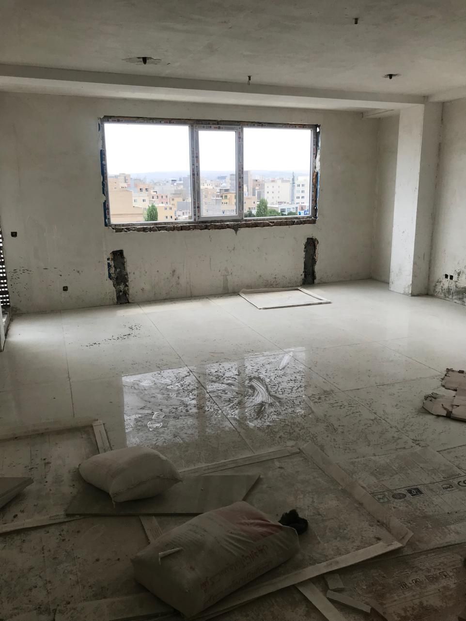 آپارتمان/۱۰۵ متر/خام و کلیدنخورده/میدان مخابرات|فروش آپارتمان|اردبیل, |دیوار