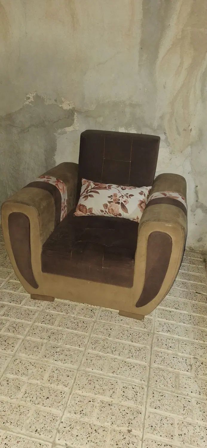 مبل|مبلمان خانگی و میز عسلی|مشهد, پروین اعتصامی|دیوار