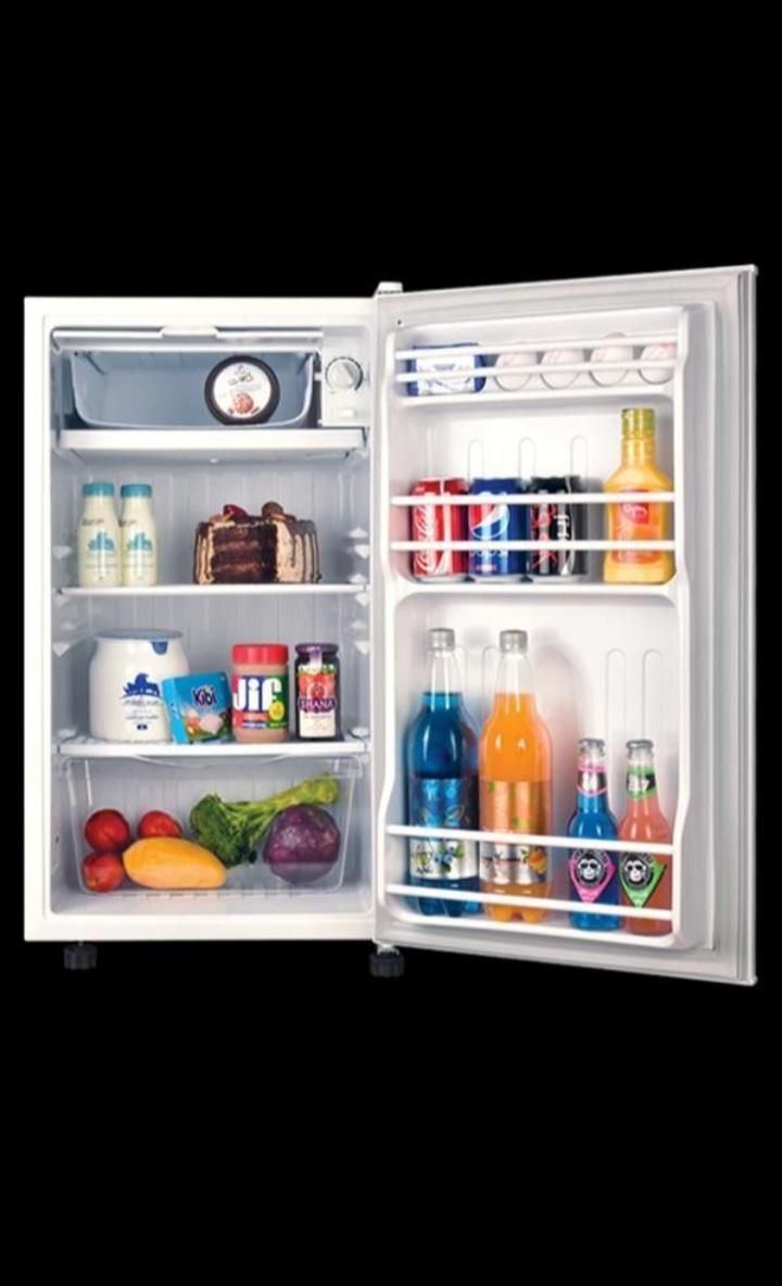 یخچال فریزر کوچک(هتلی)واداری.ایستکول۳س گاران|یخچال و فریزر|بروجرد, |دیوار