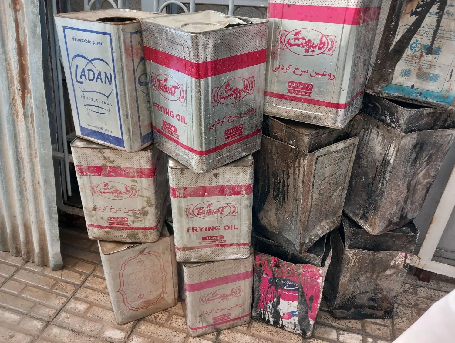 حلب روغنی|ظروف نگهدارنده، پلاستیکی، یک‌بارمصرف|کرج, شاهین‌ویلا|دیوار
