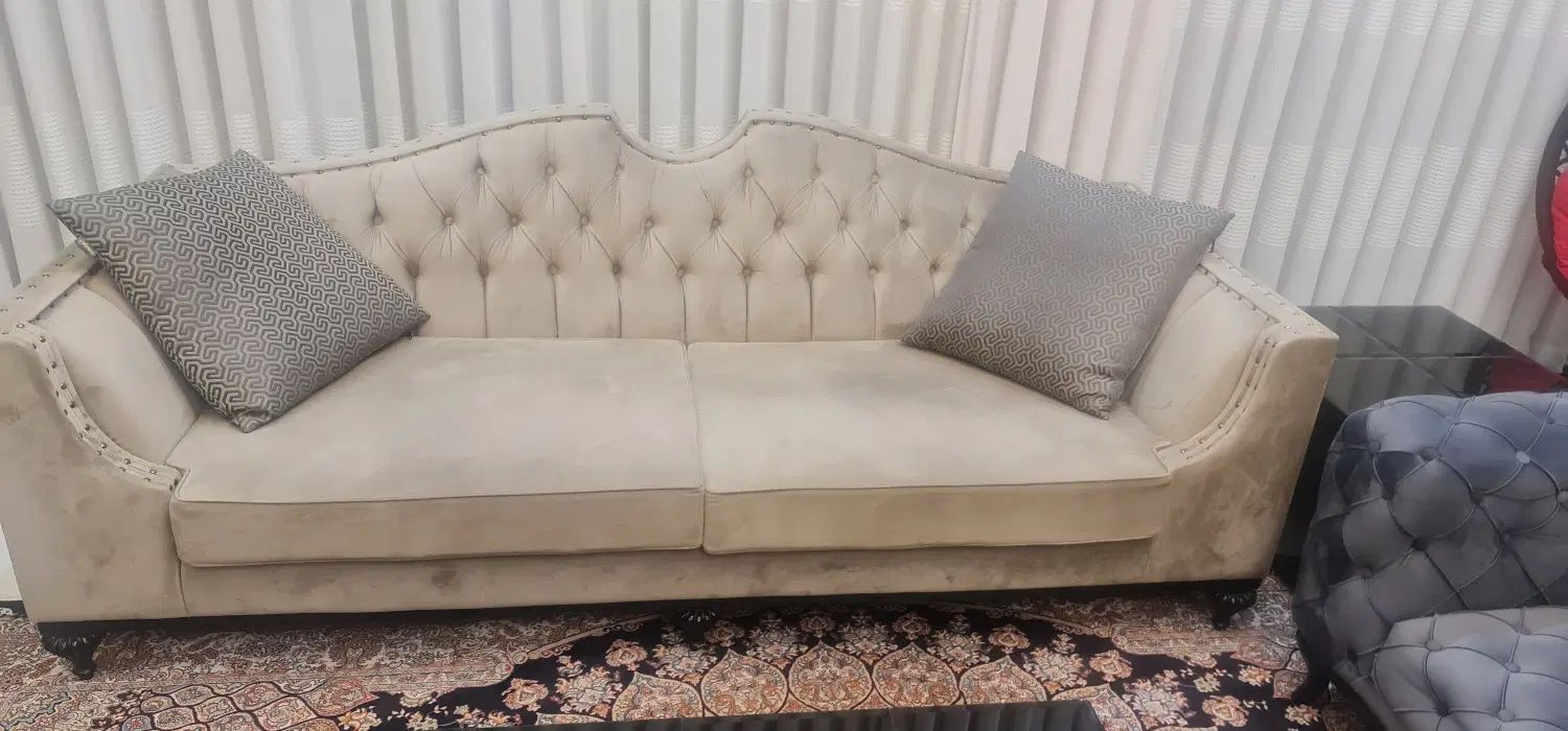 مبلمان ۷ نفره با میز ناهارخوری ۸ نفره و میز جلوش|مبلمان خانگی و میز عسلی|تهران, جردن|دیوار