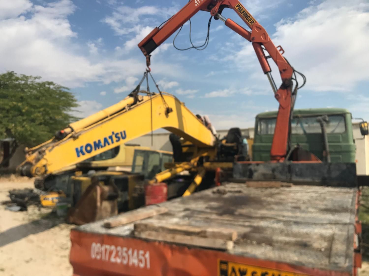 خدمات جرثقیل کفی دار شبانه روزی|خدمات حمل و نقل|بوشهر, |دیوار