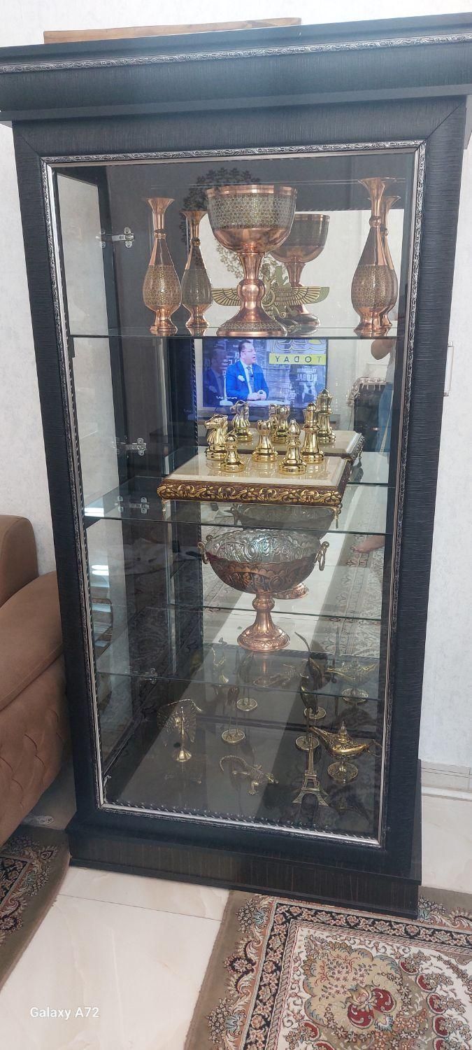 بوفه شیک درحدنو وتشک خوشخواب یکنفره ۲عدد|بوفه، ویترین، کنسول|تهران, مشیریه|دیوار