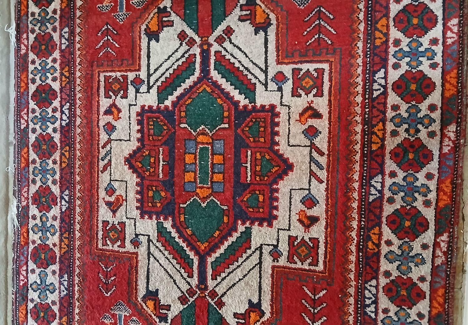فرش دستباف قدیمی|فرش|اصفهان, شهرستان|دیوار