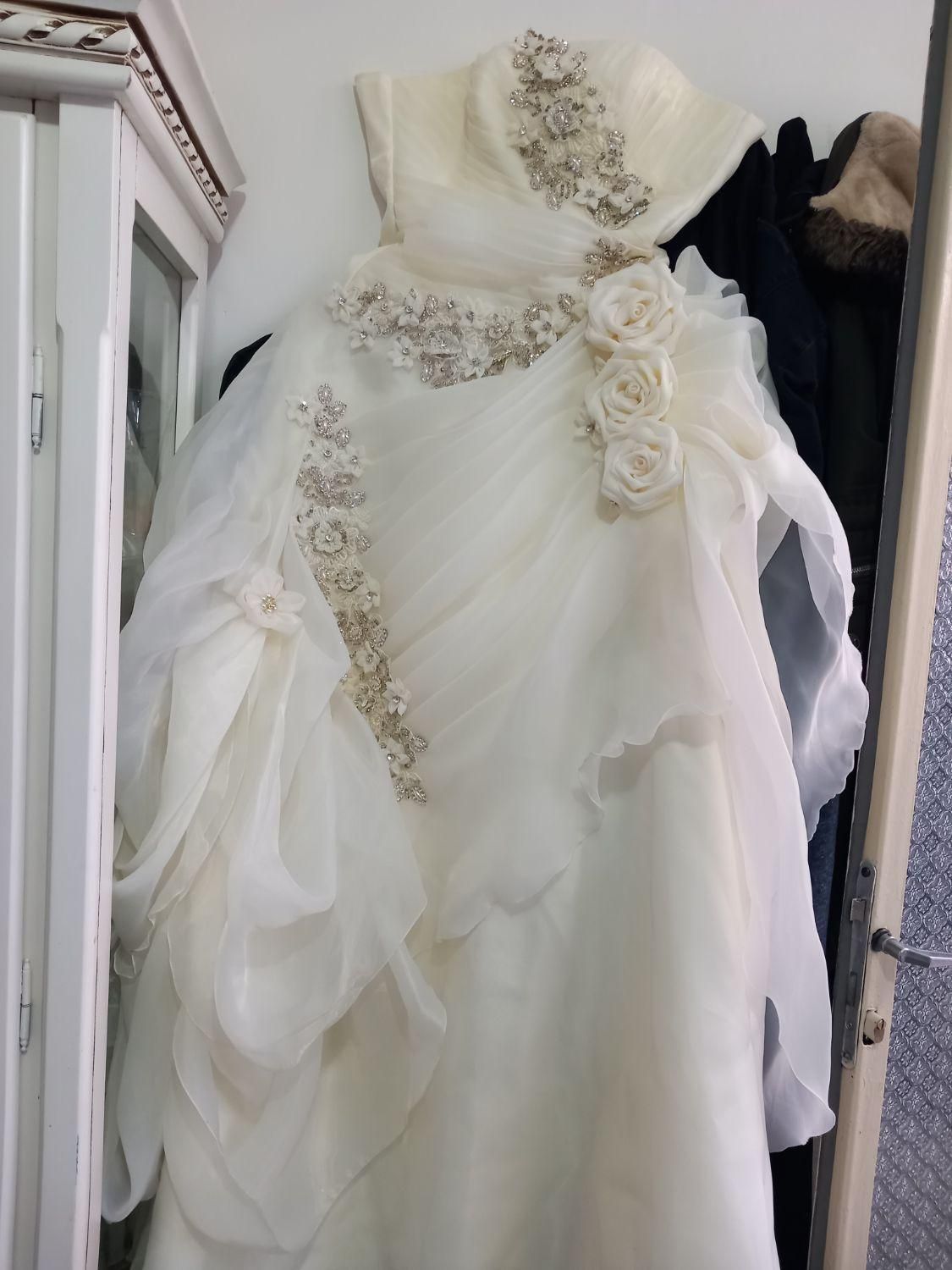 لباس تور عروس و لباس مجلسی|لباس|قزوین, |دیوار