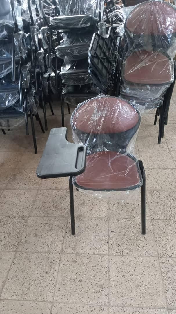 صندلی دسته دار تحصیلی نشیمن صدفی|صندلی و نیمکت|مشهد, چهارچشمه|دیوار