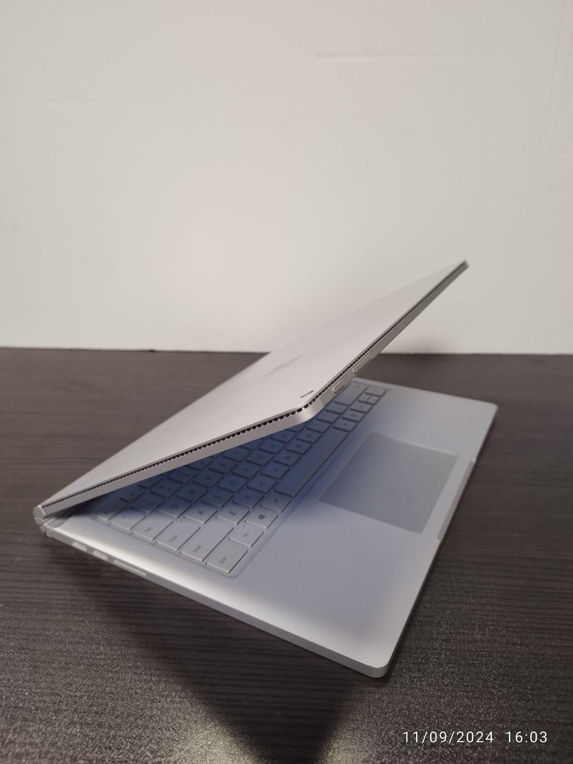 سرفیس surface book i7 8 256 2G گرافیک دار|رایانه همراه|تهران, جمهوری|دیوار