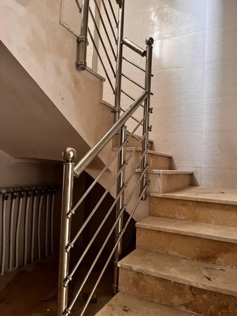 نرده استیل و حفاظ با ضمانت 15ساله|خدمات پیشه و مهارت|فولادشهر, سایت صنعتی کاوه|دیوار