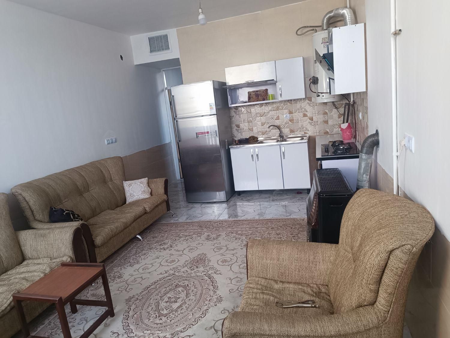 منزل مبله شیک در بلوار اتحاد|اجارهٔ کوتاهمدت آپارتمان و سوئیت|شیراز, شهرک مهرگان|دیوار