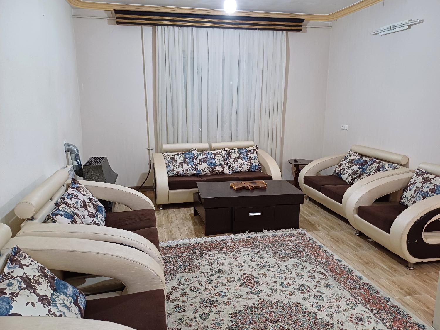 مبل ۹ نفره|مبلمان خانگی و میز عسلی|ساری, |دیوار