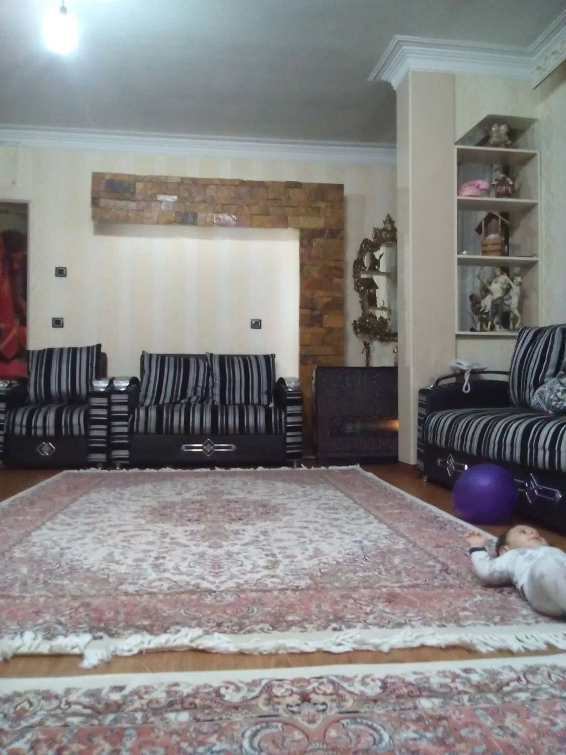 فروش آپارتمان ۶۱ متری ۲ خوابه طبقه ۴ در بلوارابوذر|فروش آپارتمان|تهران, ابوذر|دیوار