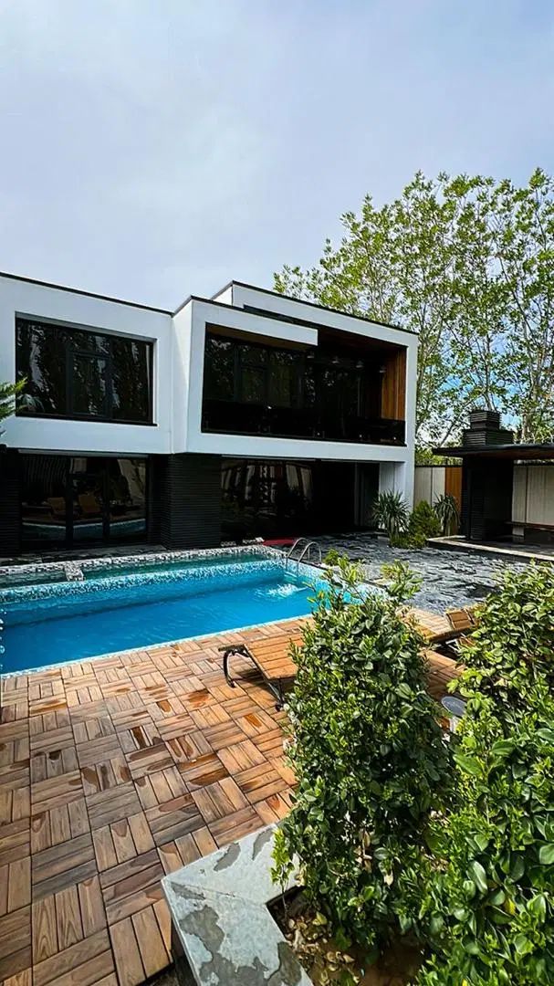 عمارت هرمس|اجارهٔ کوتاه‌مدت ویلا و باغ|تهران, وردآورد|دیوار