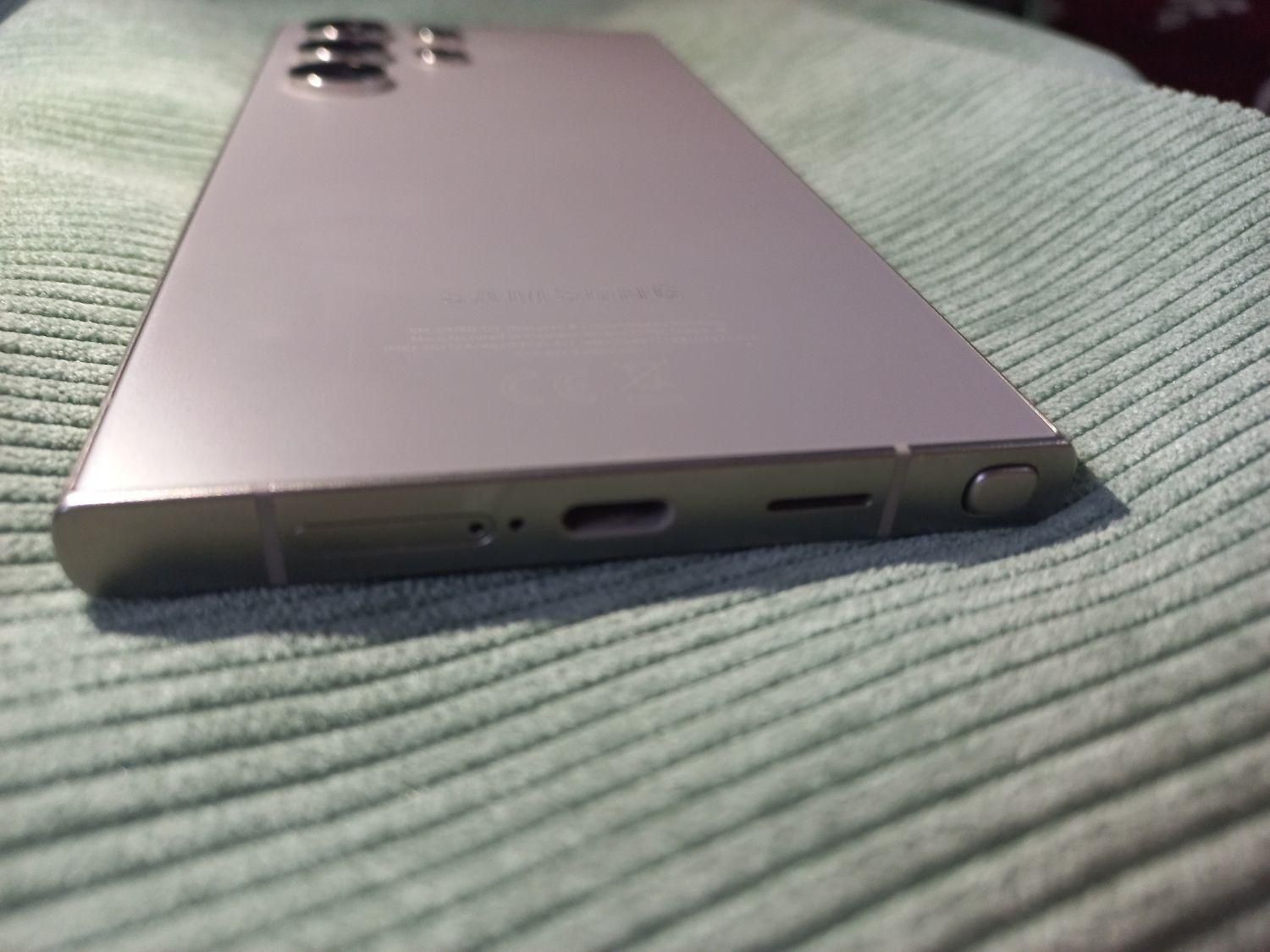 سامسونگ Galaxy S24 Ultra با حافظهٔ ۲۵۶ گیگابایت|موبایل|شیراز, انجیر|دیوار