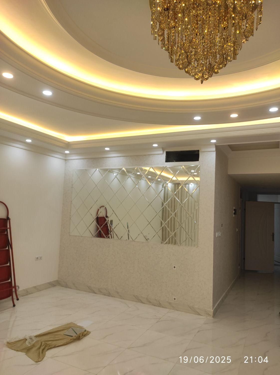 خواهان 1تا 2 نفر کارآموز در زمینه دکوراسیون داخلی|استخدام معماری، عمران و ساختمانی|مهاباد (آذربایجان غربی), |دیوار