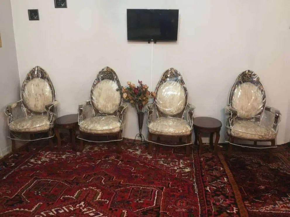 مبل نه نفره|مبلمان خانگی و میز عسلی|تهران, هاشمی|دیوار