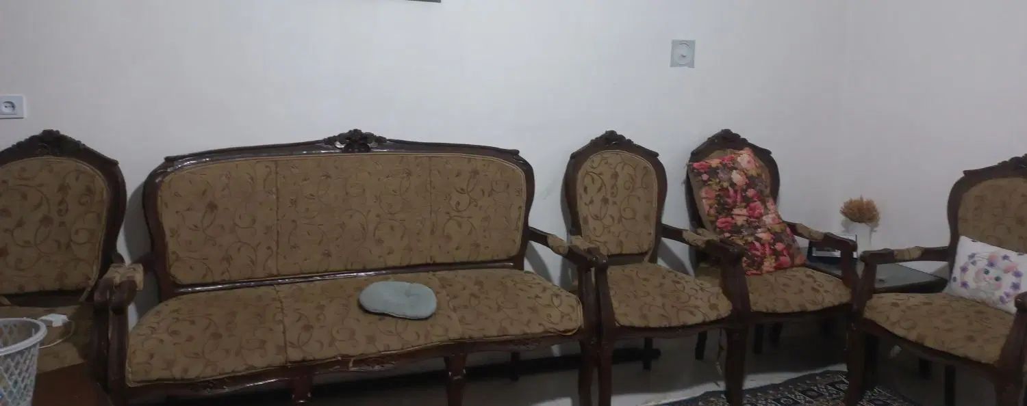 مبل .چوب گردو|مبلمان خانگی و میز عسلی|مشهد, انصار|دیوار