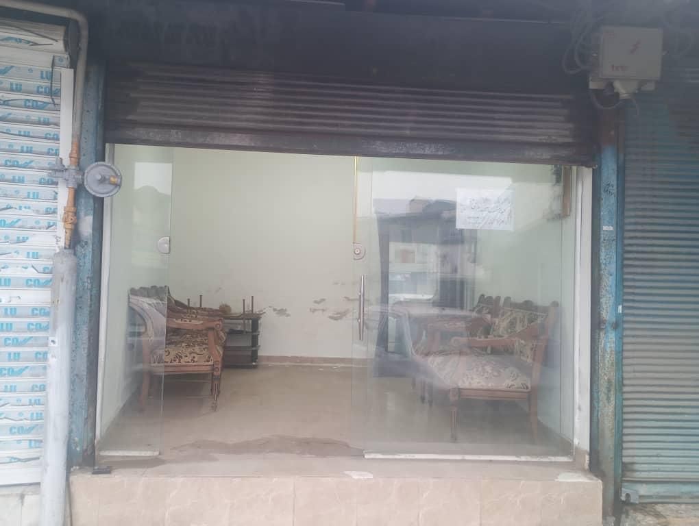 مغازه اجاره ۱۴ متری با مالکیت قلب شهر|اجارهٔ مغازه و غرفه|چالوس, |دیوار