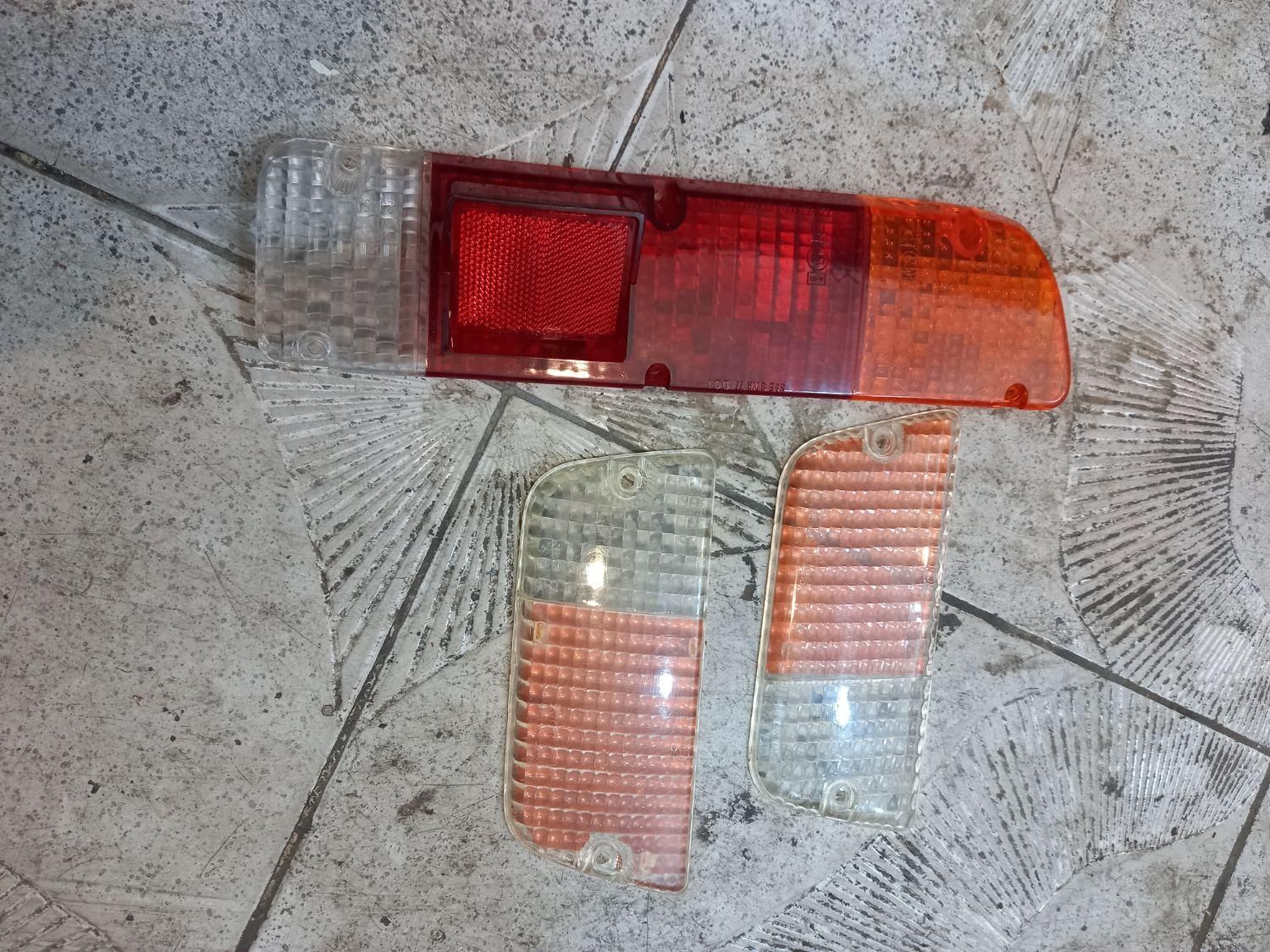 خطرداتسون ژاپن وراهنما داتسون وایینه بغل برقی ژاپن|قطعات یدکی و لوازم جانبی|مشهد, گلبرگ شمالی|دیوار