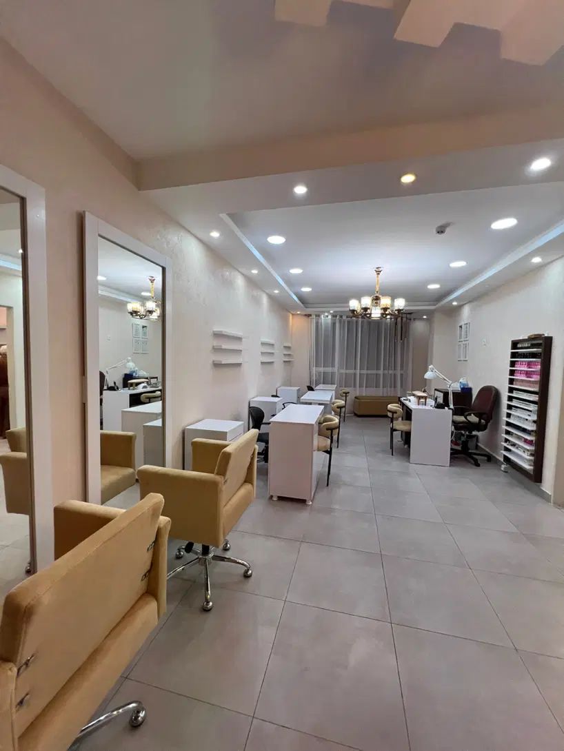 اجاره میزناخن،پدیکور،فیشال،مژه،رنگ‌ولایت|استخدام درمانی، زیبایی، بهداشتی|رشت, دیلمان|دیوار