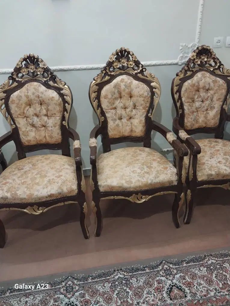 مبل استیل هفت نفره با میز|مبلمان خانگی و میز عسلی|تهران, بروجردی|دیوار