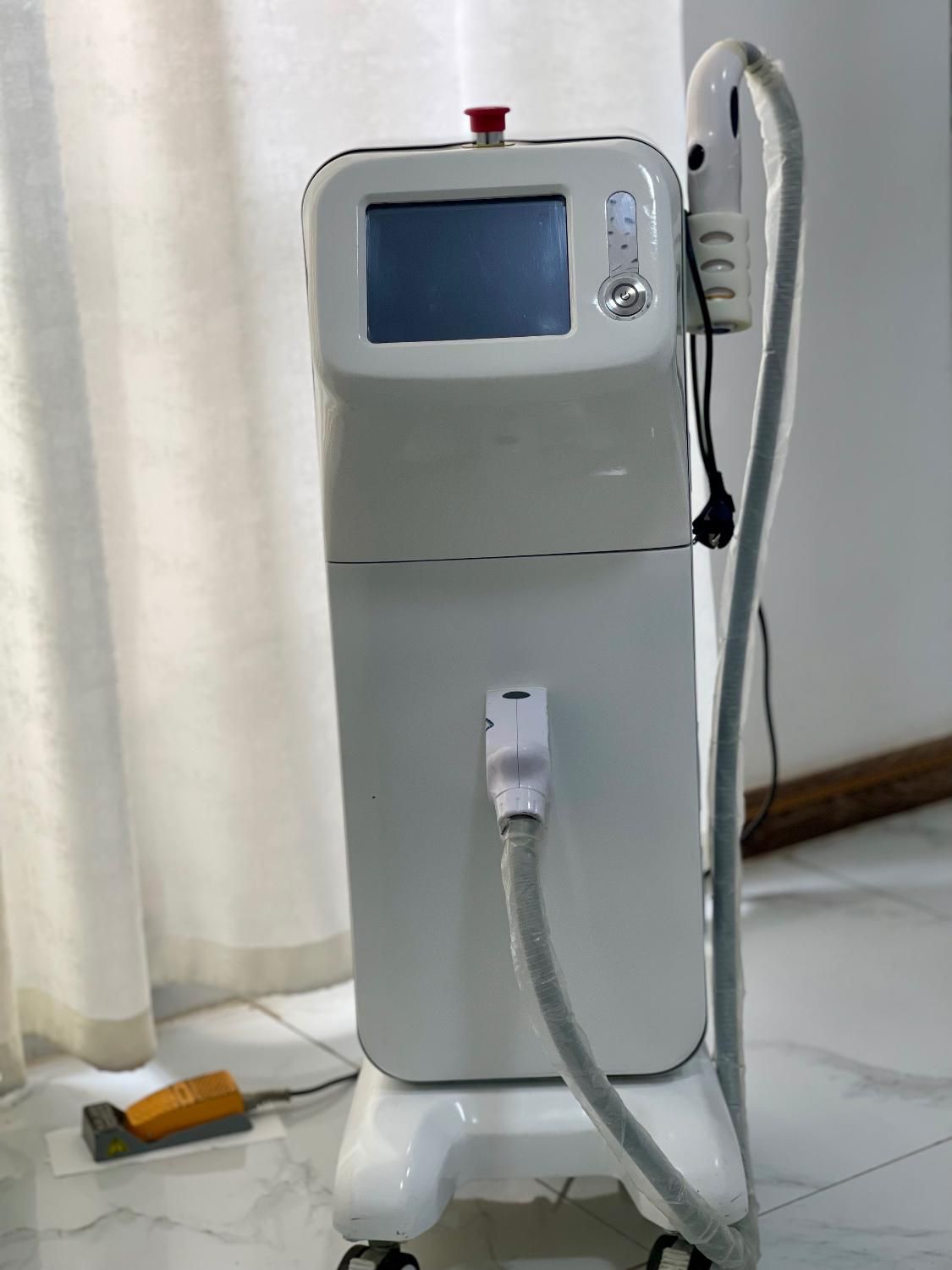 دستگاه لیزر کیوسوئیچ|آرایشی، بهداشتی، درمانی|لاهیجان, گلستان|دیوار