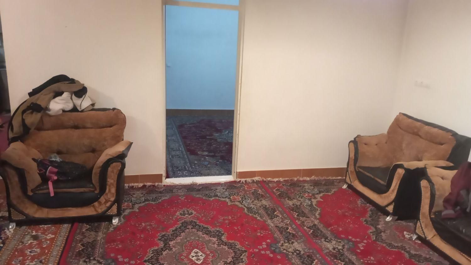 اجاره روزانه/هفتگی/ماهانه آپارتمان ۱۲۰ متری|اجارهٔ کوتاه‌مدت آپارتمان و سوئیت|بروجرد, |دیوار