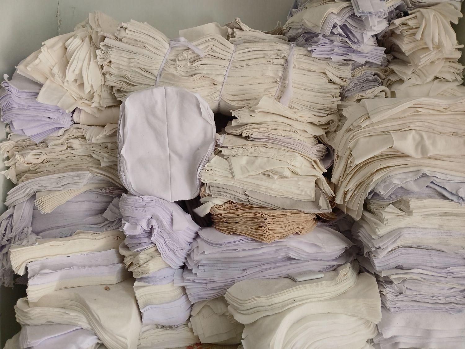 پارچه تمیز‌کاری ( دست پاک‌کن سفید)|عمده‌فروشی|خمینی‌شهر, |دیوار