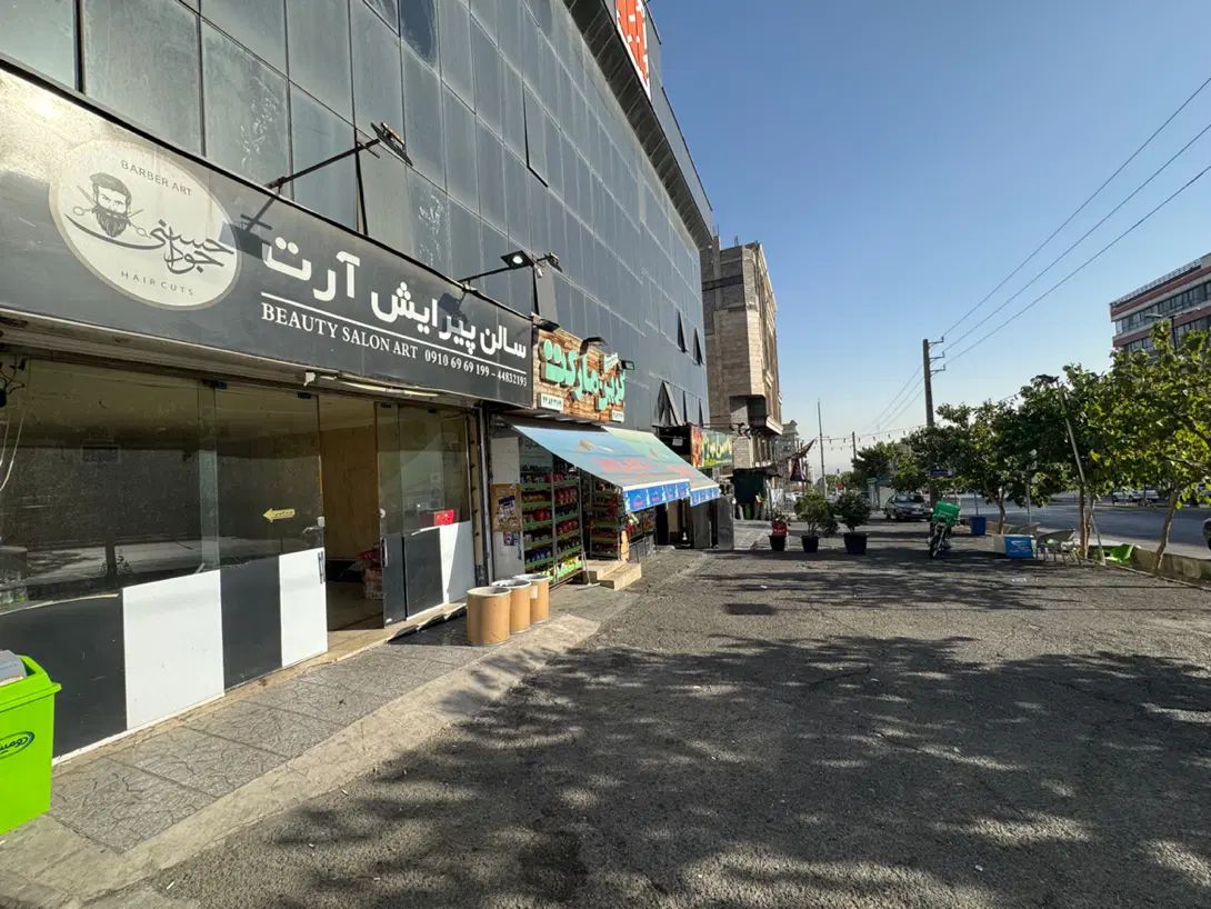 مغازه۴۲ متری/۵متر بر مغازه/بر اصلی جنت‌آباد شمالی|اجارهٔ مغازه و غرفه|تهران, جنت‌آباد شمالی|دیوار