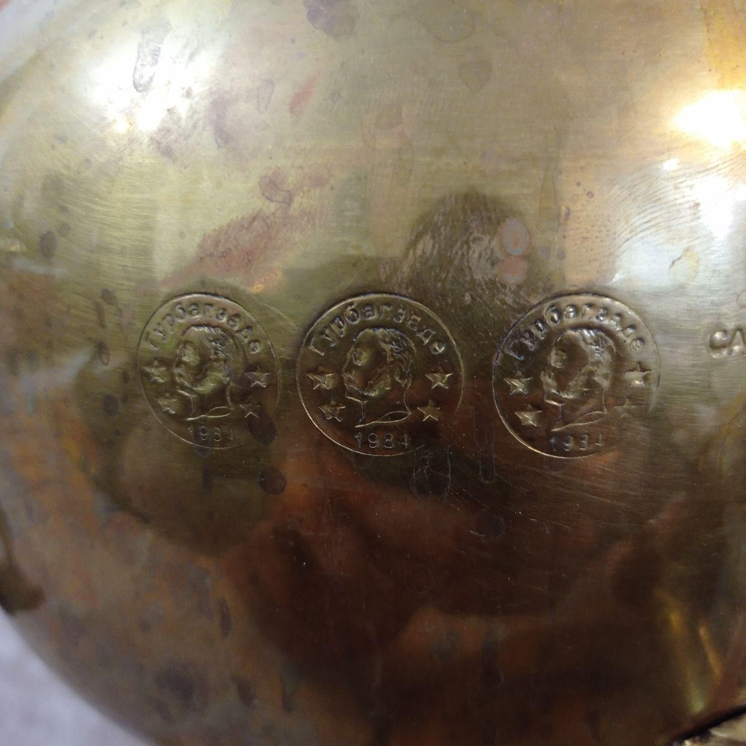 سماور روسی ده مهر|کلکسیون اشیاء عتیقه|تهران, میدان ولیعصر|دیوار