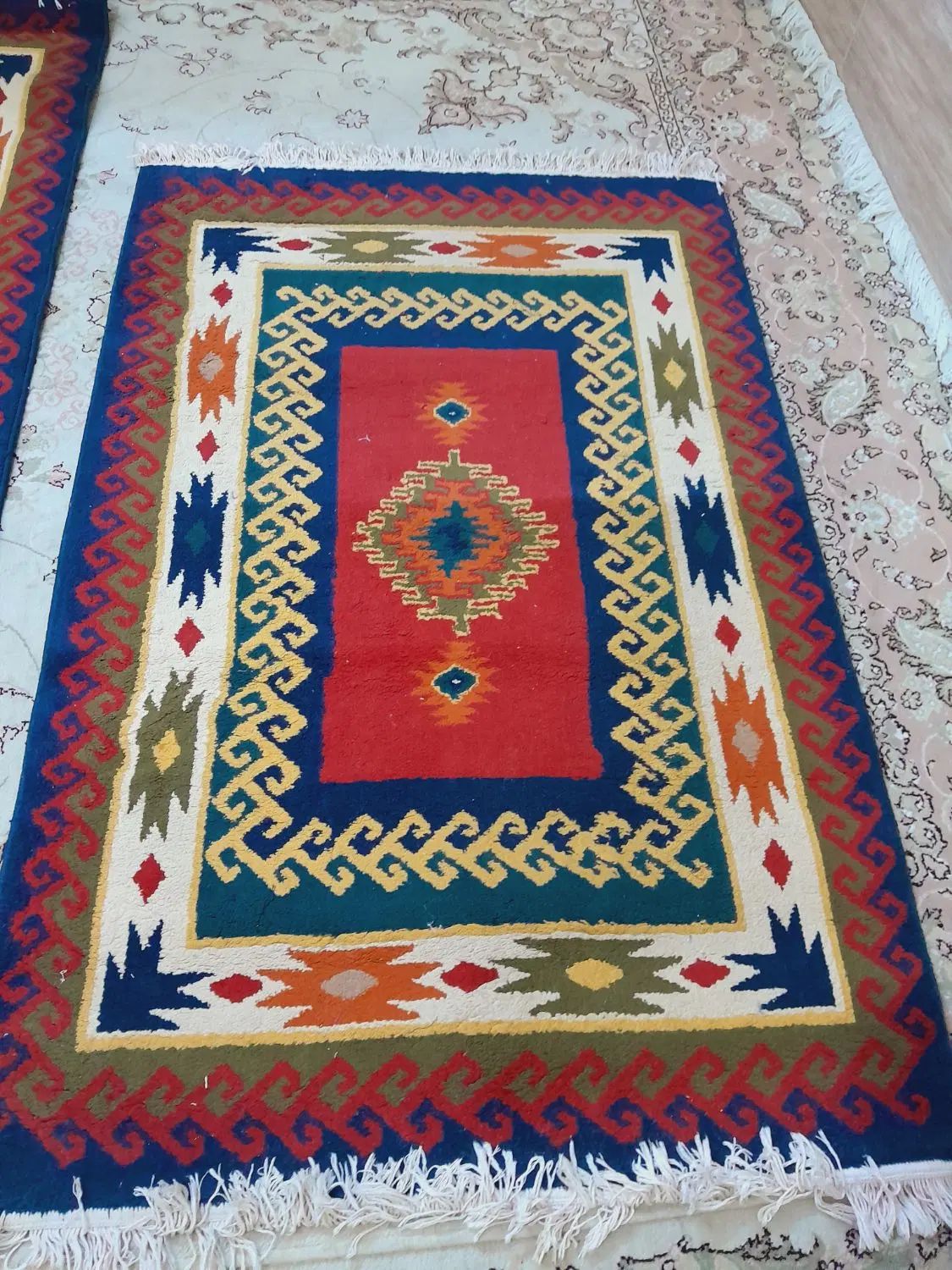 فرش کناره|فرش|شیراز, نصر|دیوار