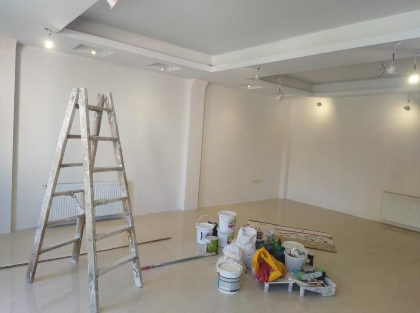 انجام کلیه رنگکاریهای ساختمانی با قیمت مناسب|خدمات پیشه و مهارت|بیرجند, |دیوار