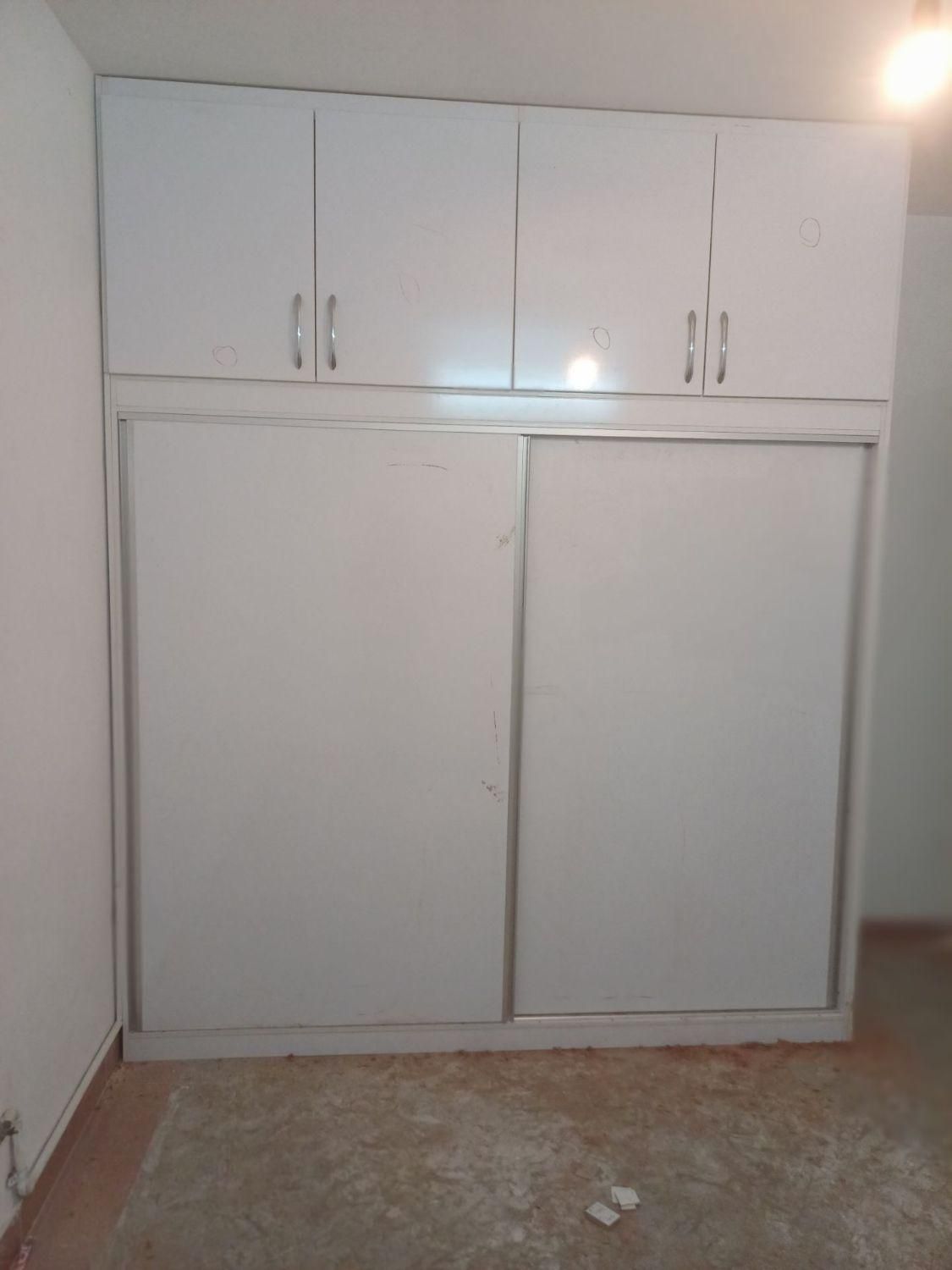 ** کمد دیواری ریلی تمام سفید **|جاکفشی، کمد، دراور|اردبیل, |دیوار