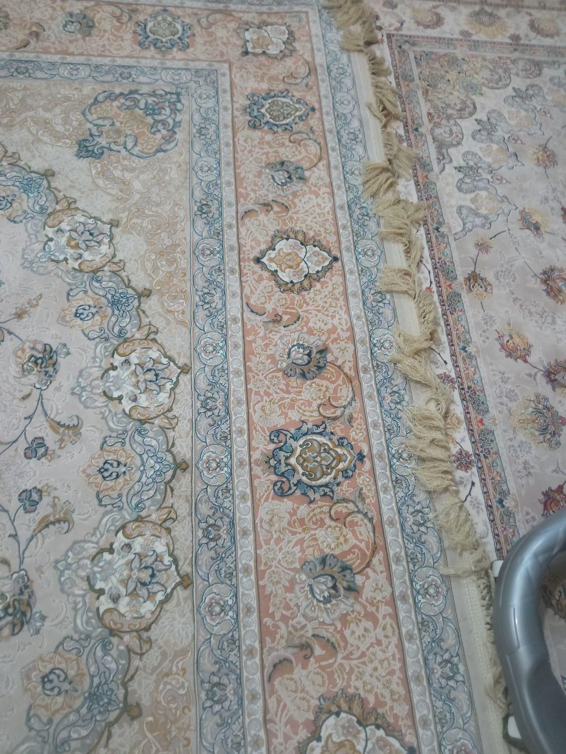 فرش قالی ۱۲متری گل برجسته جنس خوب پر گوشت|فرش|مشهد, رسالت|دیوار