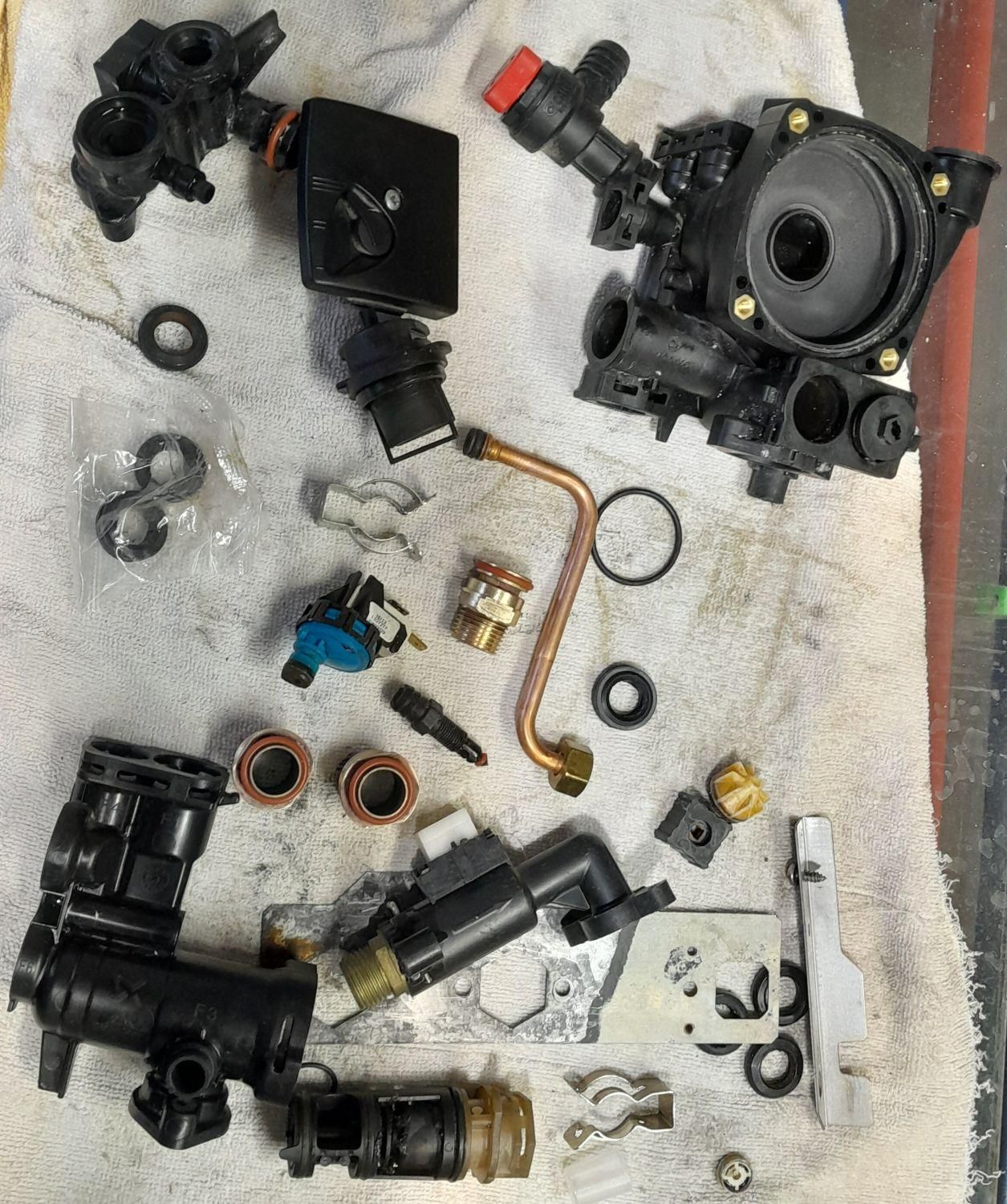 تعمیرات تخصصی پکیج و کولر آبی و گازی|خدمات پیشه و مهارت|محمدیه-قزوین, |دیوار