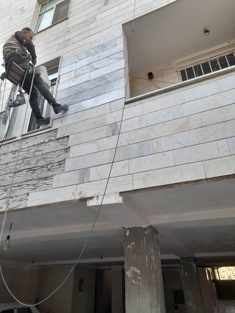 پیچ ورولپلاک نما پیچ رول پلاک کاردر ارتفاع ابندی|خدمات پیشه و مهارت|آمل, |دیوار