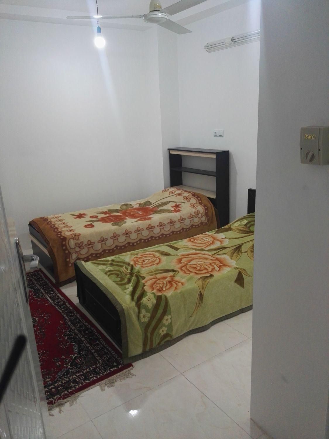 منزل مبله دو خوابه در شهرک والفجر|اجارهٔ کوتاه‌مدت آپارتمان و سوئیت|شیراز, شهرک والفجر|دیوار