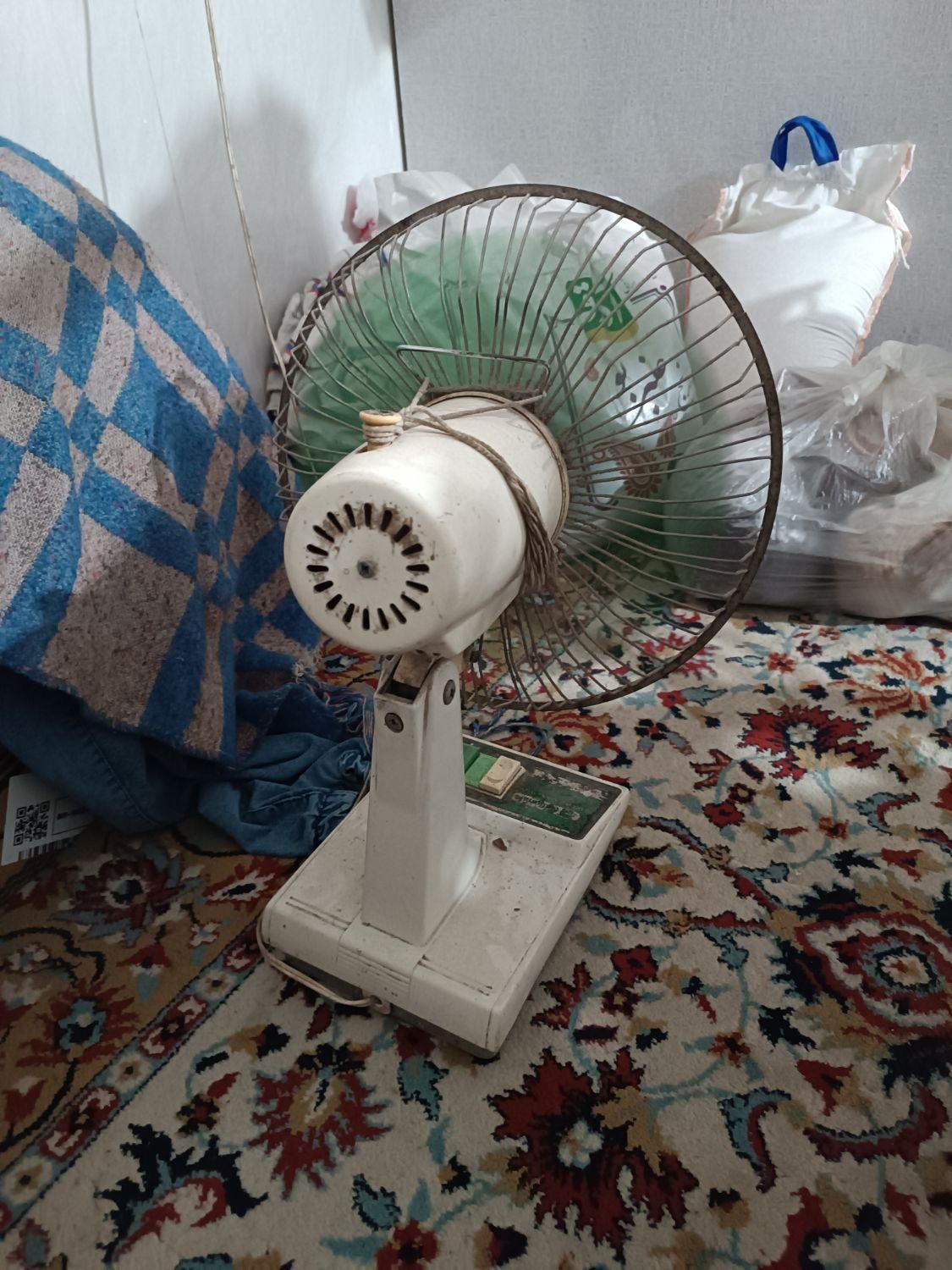 پنکه ژاپنی برقی هندا ۱۲۵ هندا ۱۵۰ مزایده|پنکه و تصفیه‌کنندهٔ هوا|قزوین, |دیوار