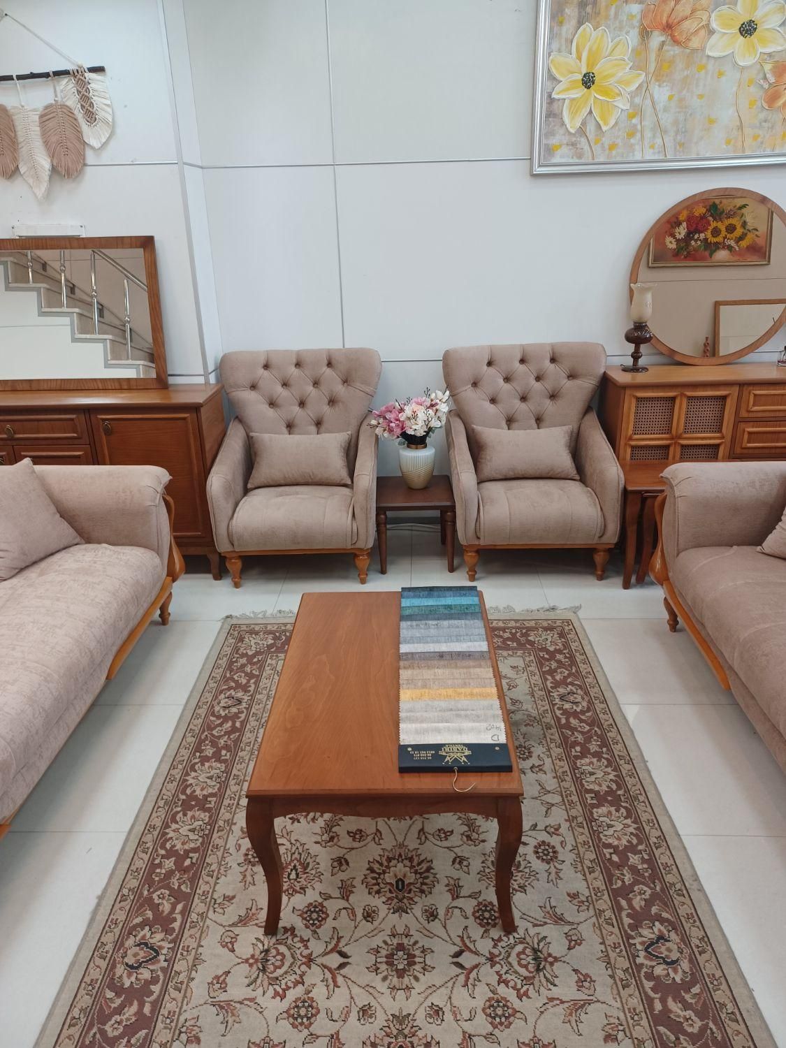 مبل راحتی آقای مبل زنجان|مبلمان خانگی و میز عسلی|زنجان, |دیوار