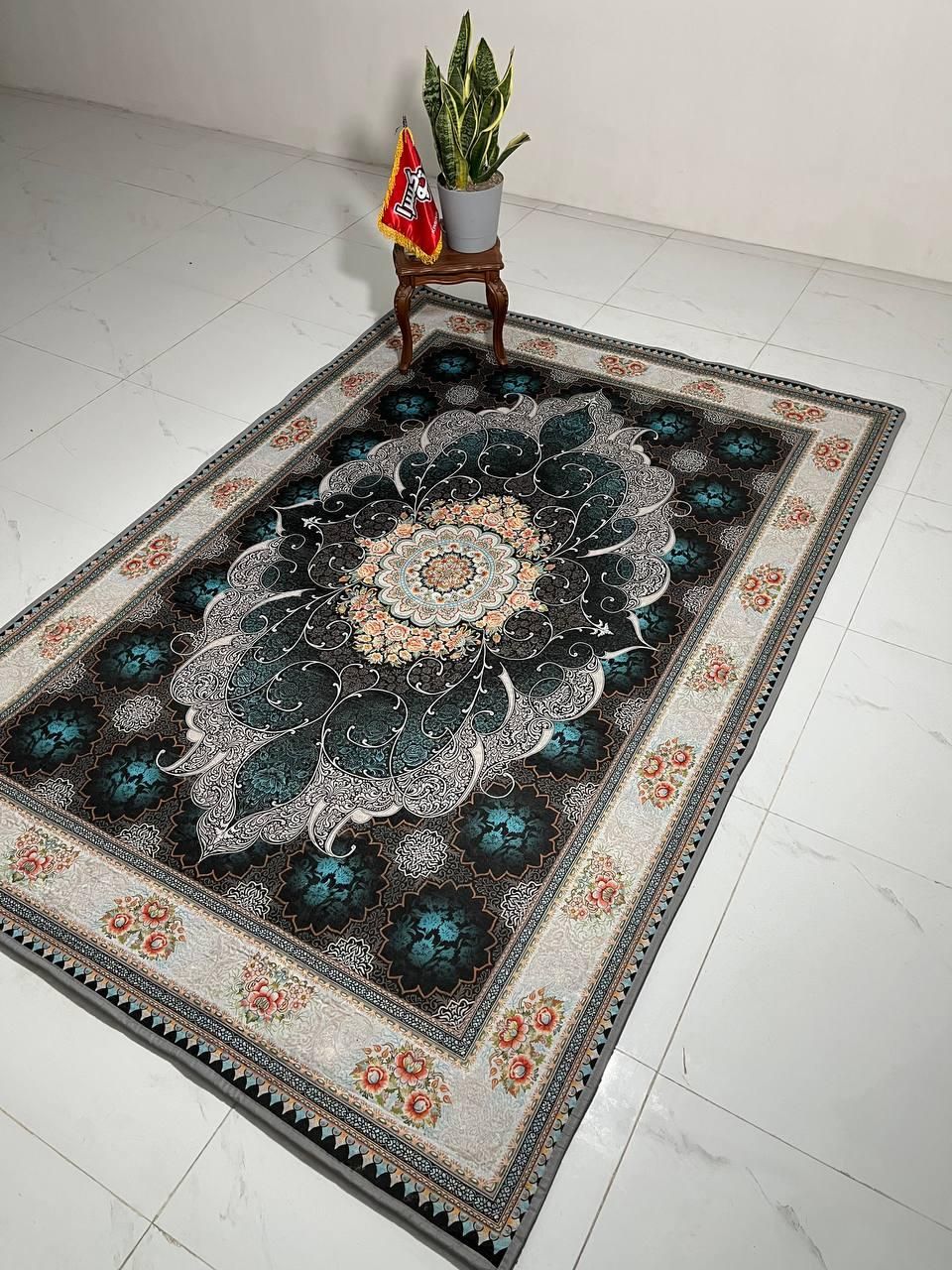 فرشینه نمدی دنیز|فرش|ساوه, |دیوار