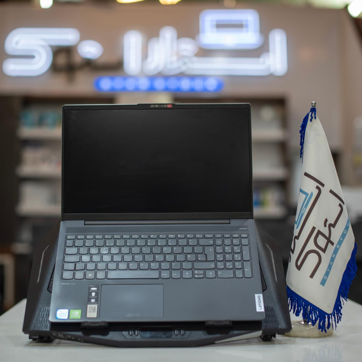 لپتاپ LENOVO باپردازنده i5-12Gn و 2GB گرافیک MX550|رایانه همراه|یزد, |دیوار